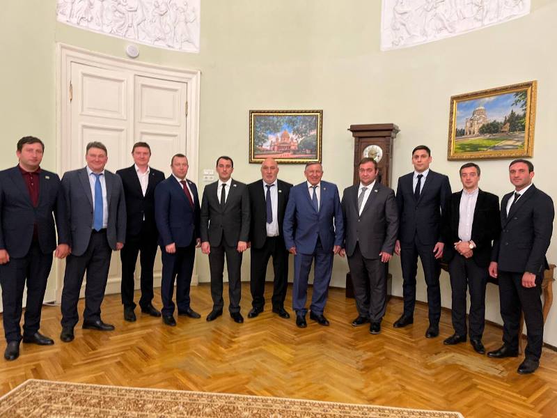 Продолжается визит депутатов СГС в Санкт-Петербург
