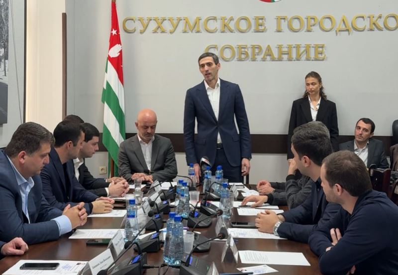 Сегодня состоялось первое заседание городского Собрания VIII созыва.