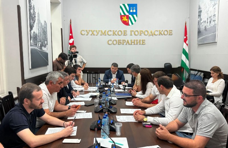 Депутаты СГС внесли изменения в текущий бюджет столицы