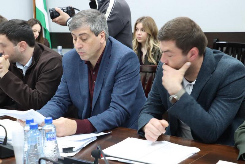 Депутаты СГС признали отчет начальника  финансового Управления администрации  удовлетворительным. 