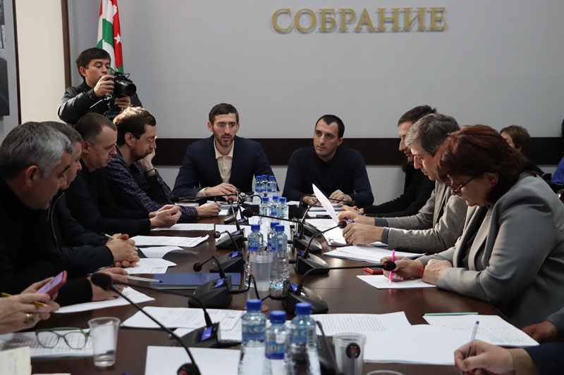 Решением Сухумского городского Собрания увеличены социальные пособия