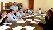 На Набережной Махаджиров установят новые урны